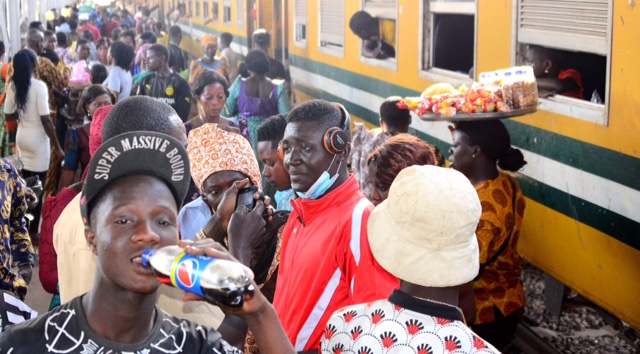 Osun Provides Free Train Ride For Christmas