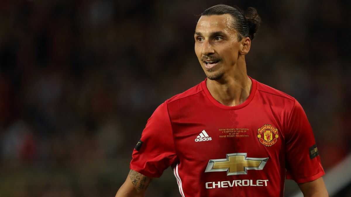 Manchester United Releases Ibrahimovic