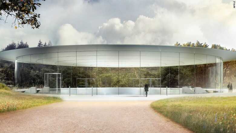 Apple’s Massive Spaceship Campus Will Open In April