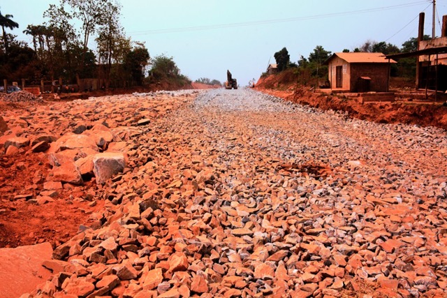 Residents, Motorists Cry Over Bad Road