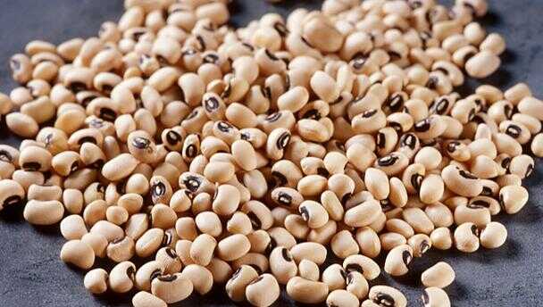 ALERT: Nigerian beans causes liver cancer – UN expert