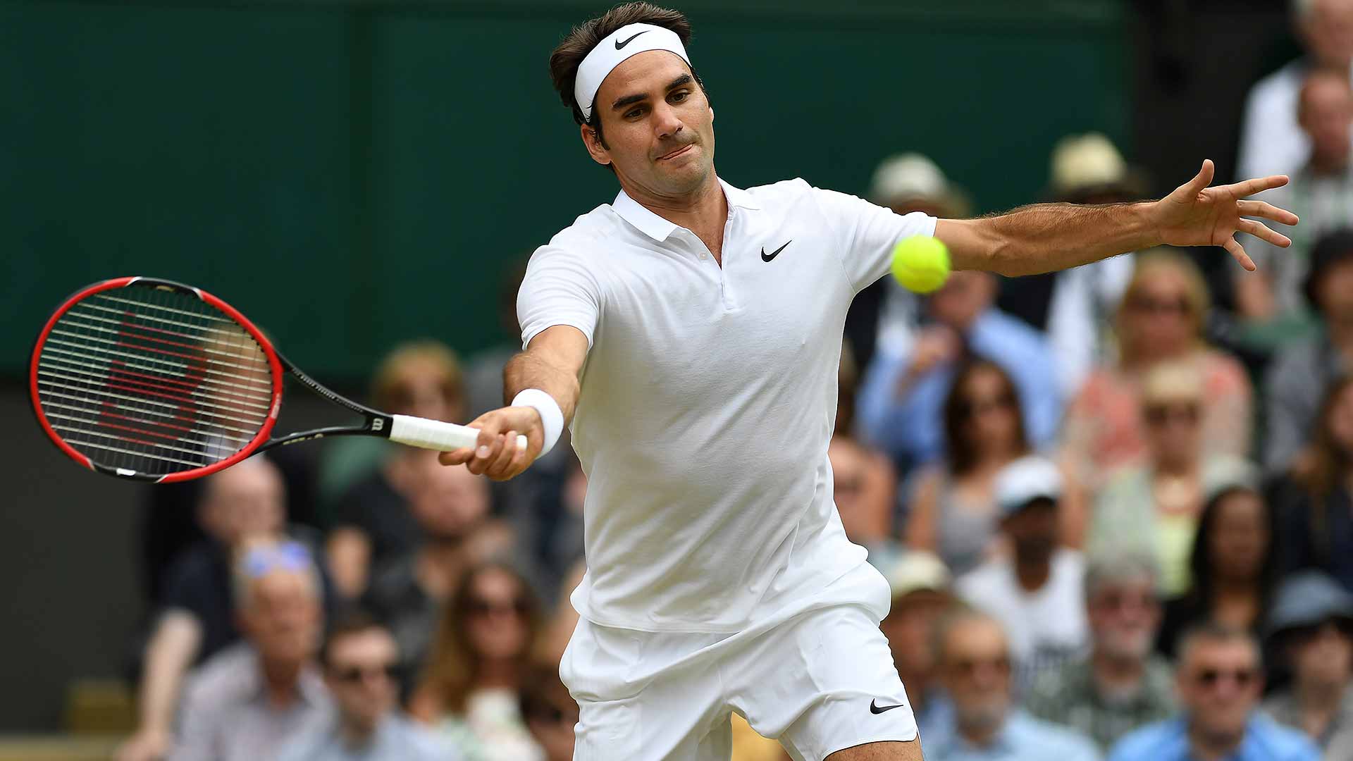 Roger Federer Commits To Swiss Indoors In Basel Until 2019