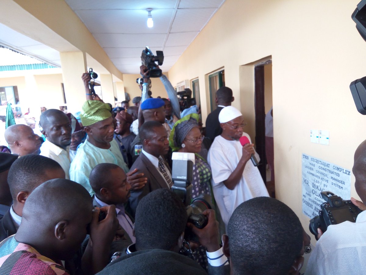Aregbesola Commisions Osogbo West LCD Office