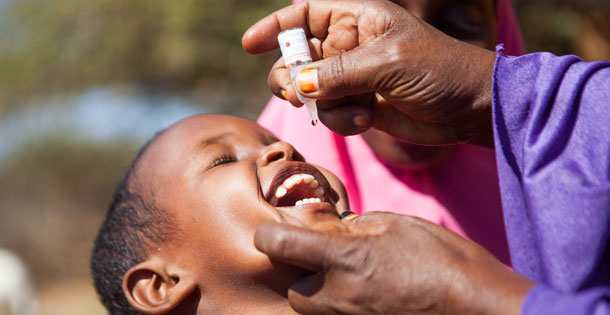 Oral Polio Vaccination: Exercise Records Success At First Round