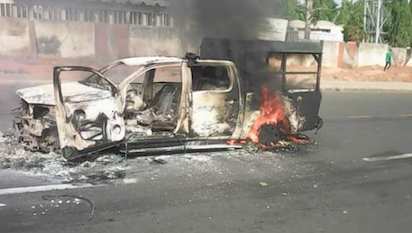 Customs’ Vehicles Set Ablaze By Angry Car Dealers In Kaduna