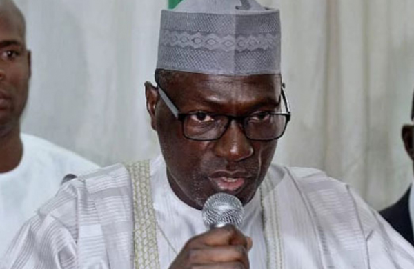 Some PDP Chairmanship Aspirants Tried To Bribe Me With Money – Makarfi