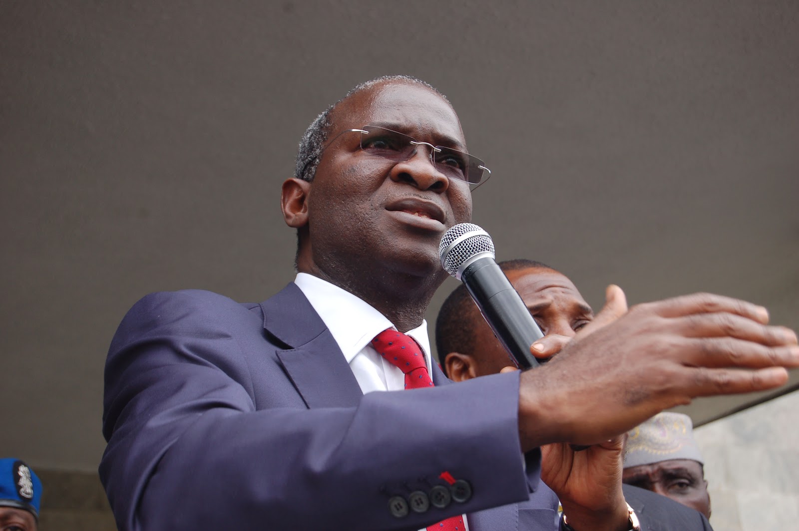 Fashola Says His Disagreement With Rep Members Is Healthy