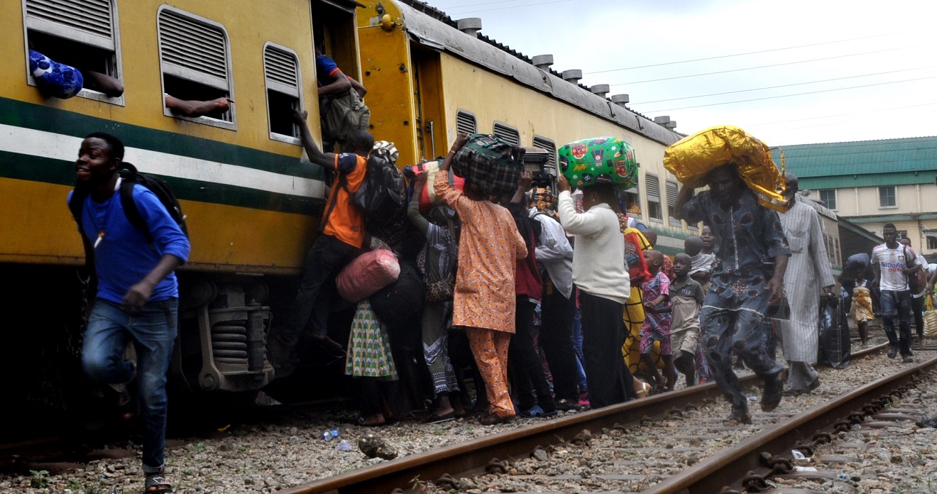 Eid-el-Kabir: Passengers Board Lagos-Osogbo Aregbesola’s Free Train Ride [Photos]