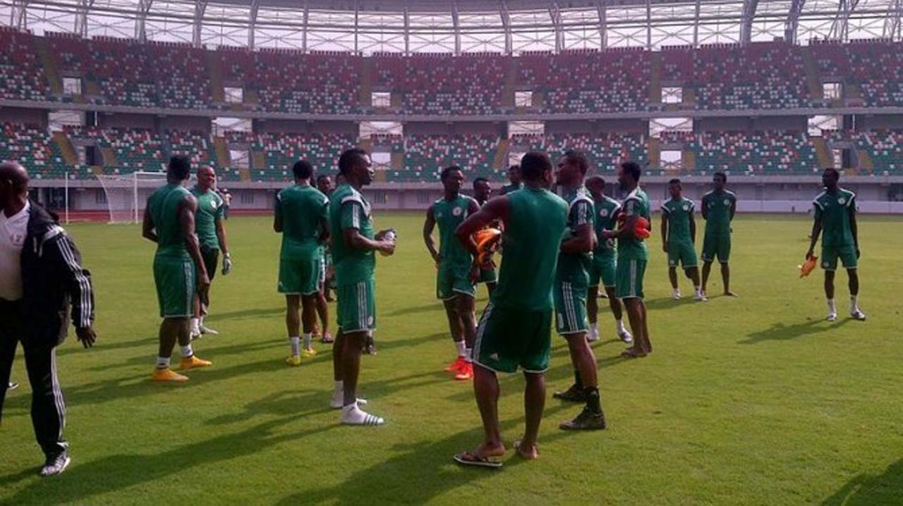 Ezenwa With No1 Shirt Sings Victory Song With Team Members