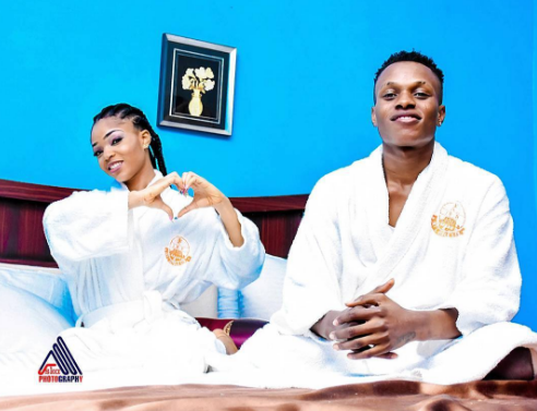 Young Couples Stunning In Pre-Wedding Photos