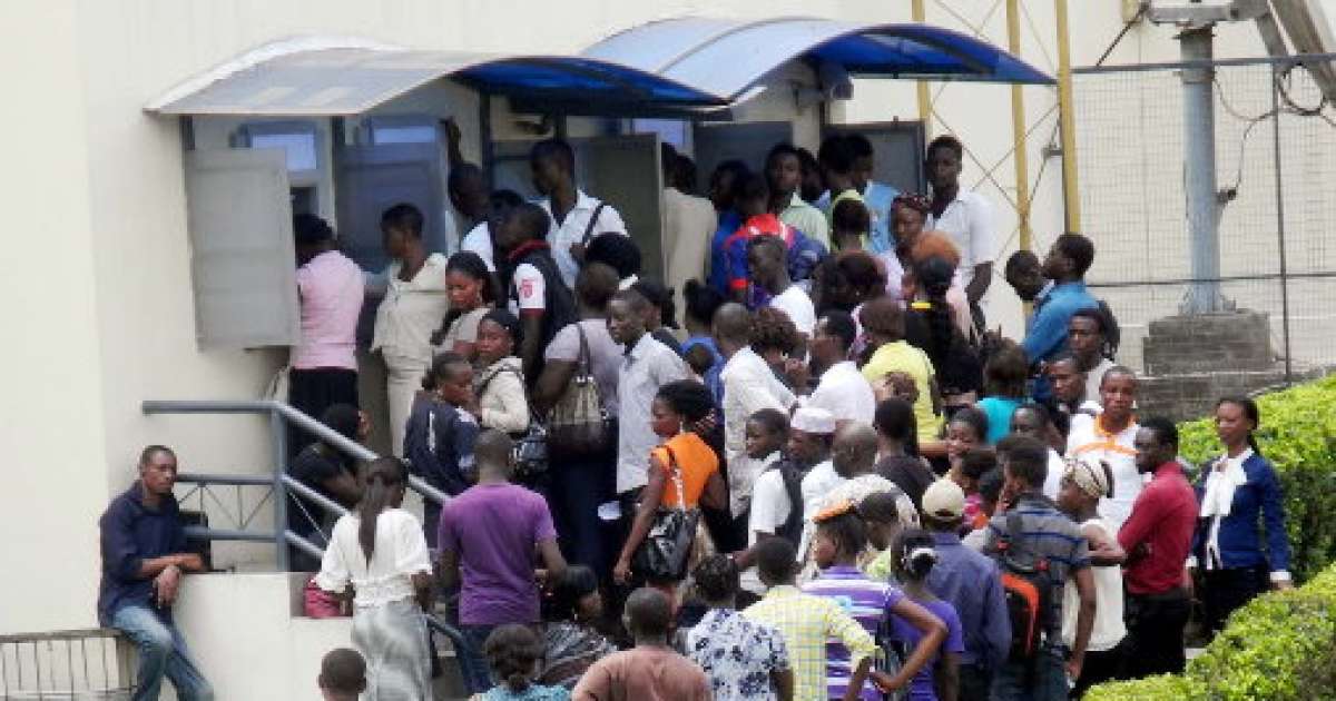 Customers Besiege Banks For Withdrawals After Sallah Celebration In Osun