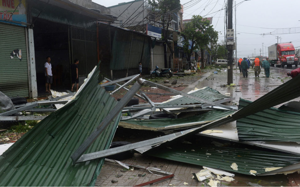 Typhoon Doksuri Rocks Central Vietnam Leaves 3 Dead