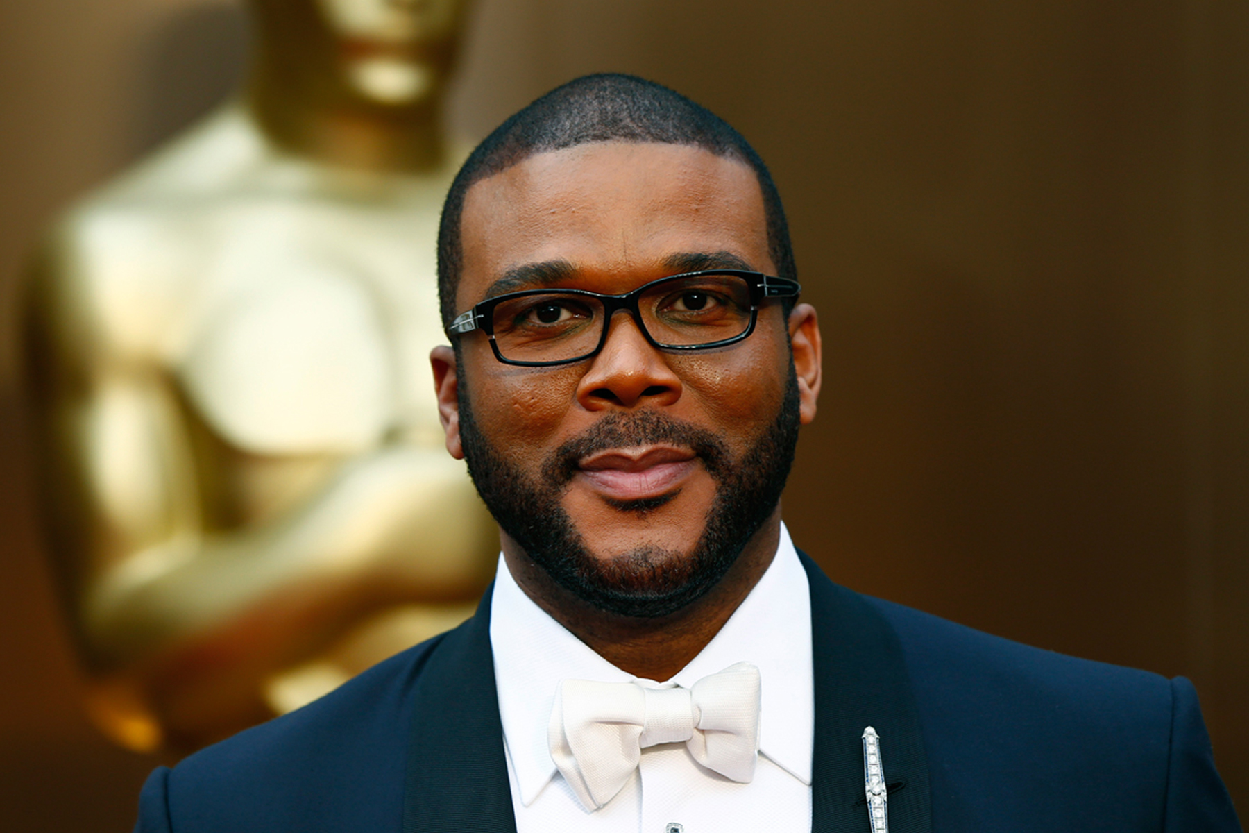 Tyler Perry Donates $1million To Hurricane Victims But…..