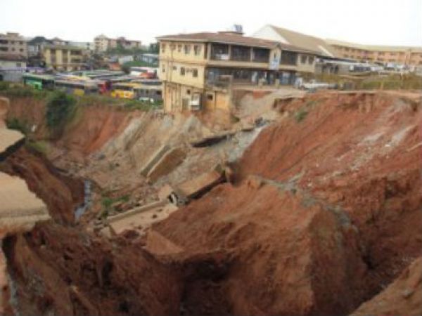 Erosion Destroys 200 Graves in Kano