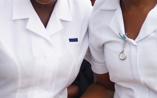Nurse Caught Doing Surgery On A Patient In Oyo