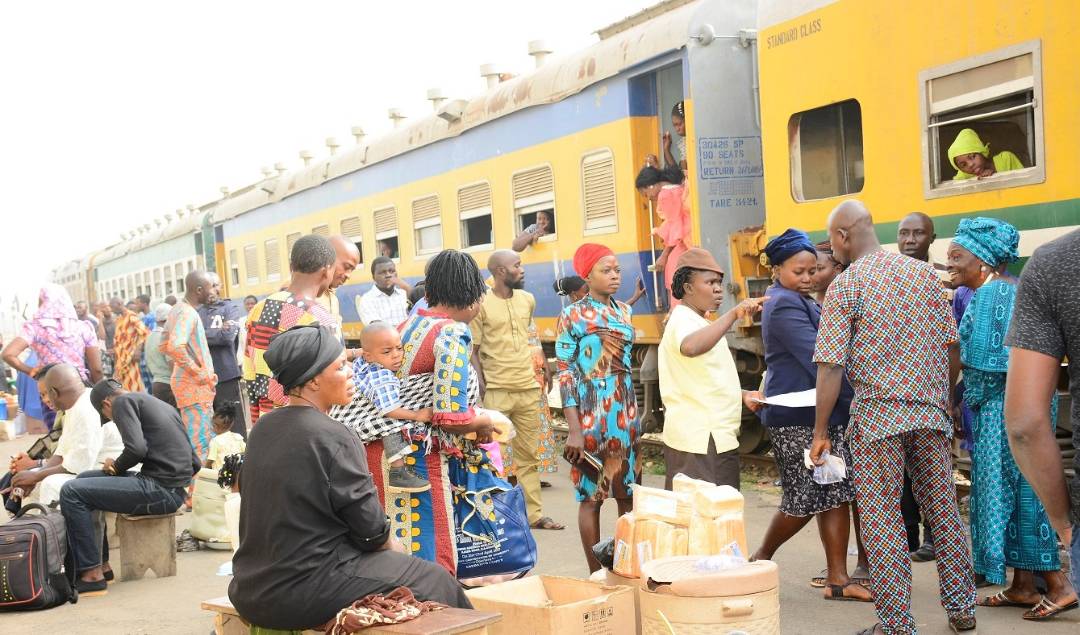 Easter: Osun Provides Free Train For Travellers