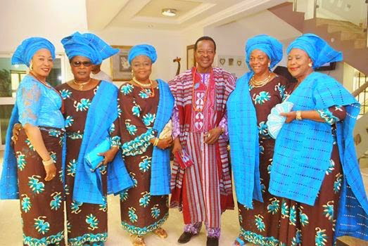King Sunny Ade Flaunts Wives In Trending Pictures