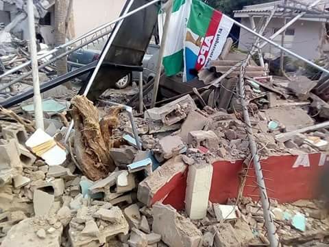 El-Rufai Demolishes Factional APC Office In Kaduna