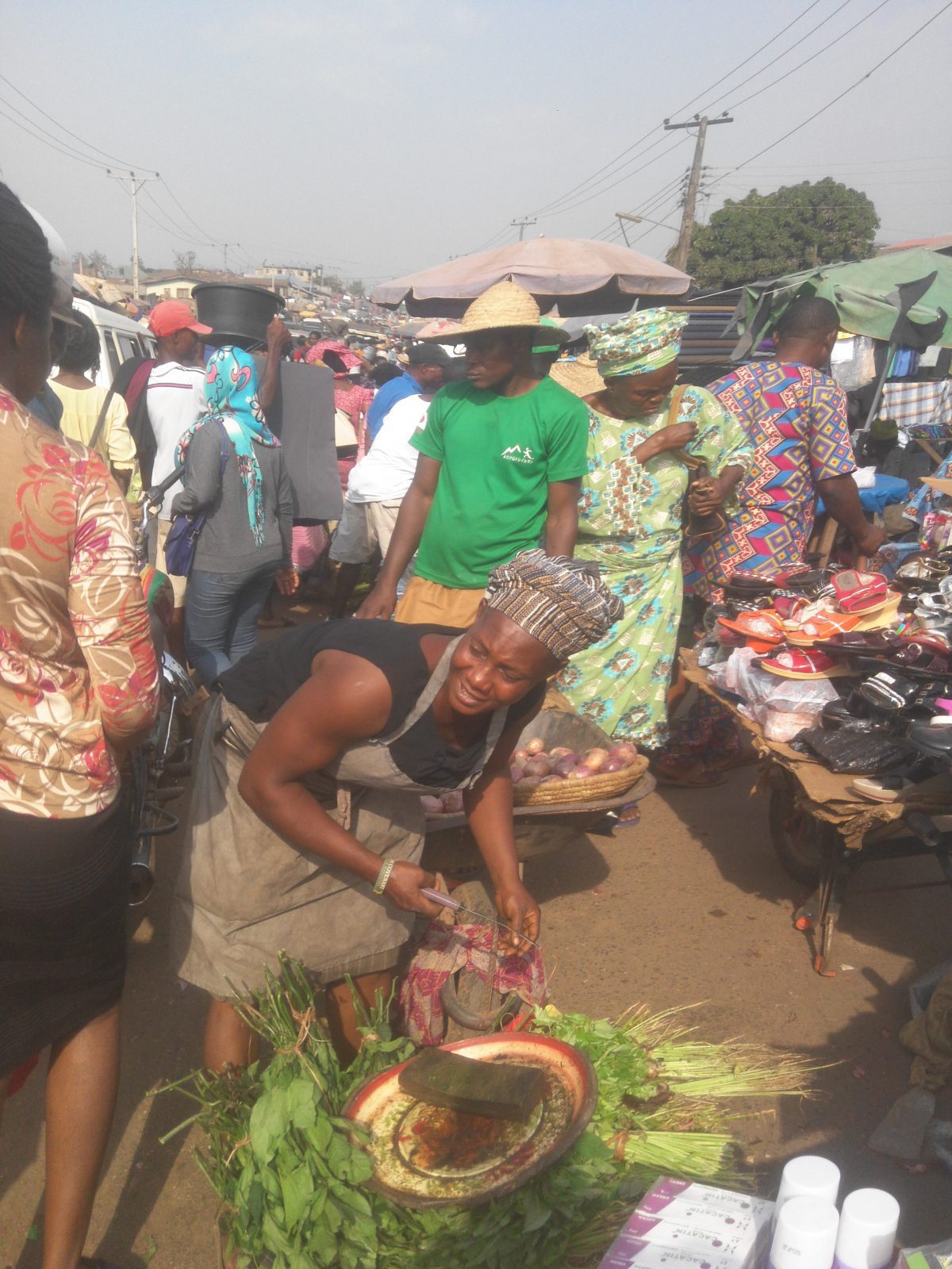 Owa Ilare Festival: Ife Residents, Artisans Continue Businesses Despite Restriction Of Movement