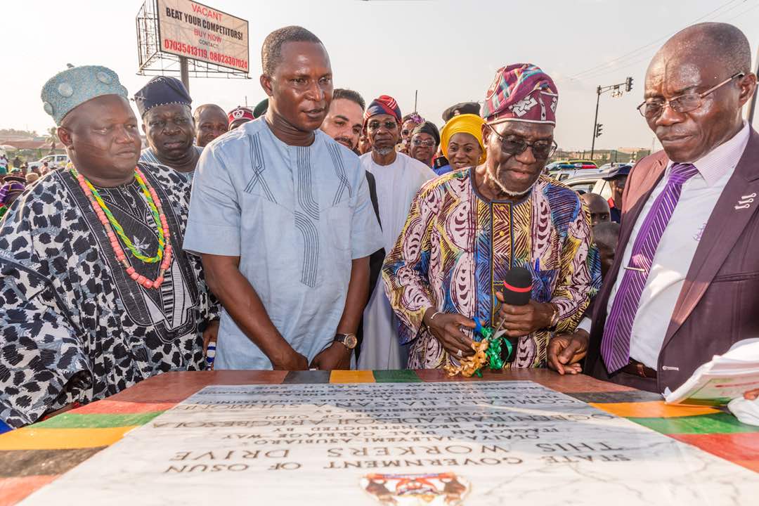 PHOTONEWS: Aregbesola Commissions Osun Workers Drive