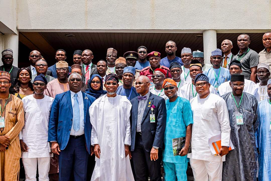 PHOTONEWS: FIRS Management Visits Governor Aregbesola