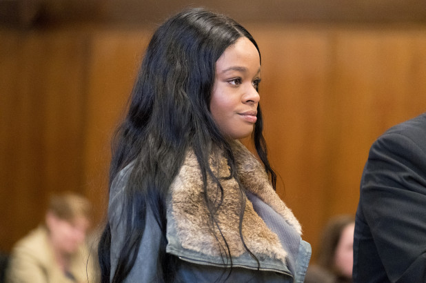 Shortly After Claims She Was Raped, Azealia Banks Releases Nude Pictures