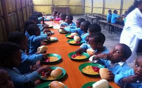 Buhari Receives Cheers for School Feeding Programme