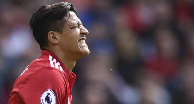 Wembley Specialist Sanchez Seeks Familiar FA Cup Liftoff At United
