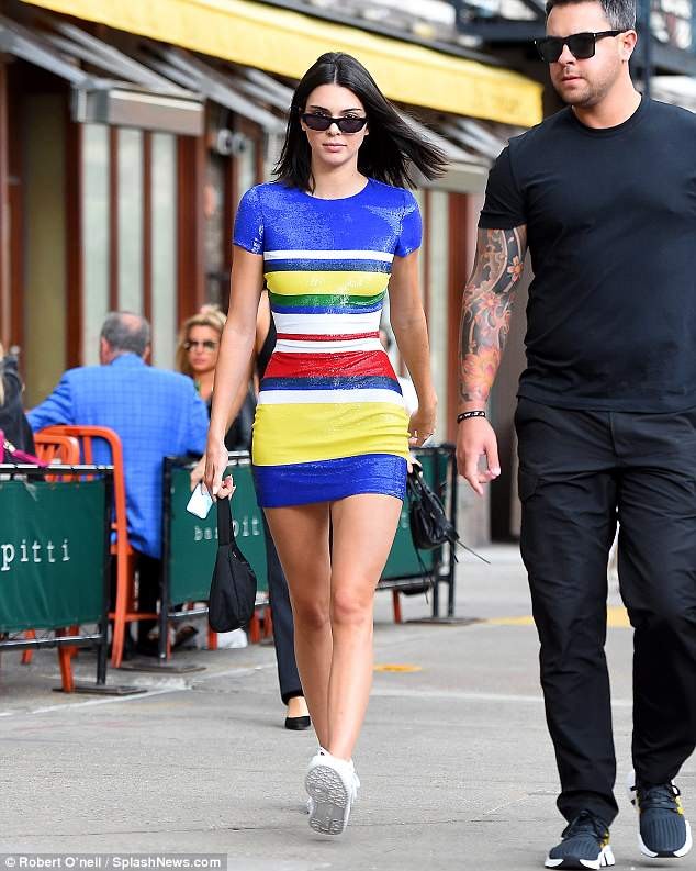 PHOTOS: Kendall Jenner Flaunts Perfect Shape In New York