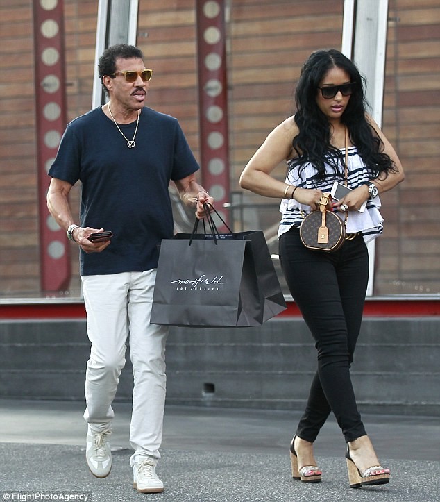 69-Year-Old Lionel Richie Goes Shopping With Young Lover