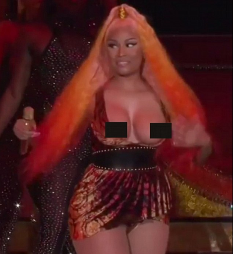 Nicki Minaj Suffers Major Wardrobe Malfunction At Made In America Festival