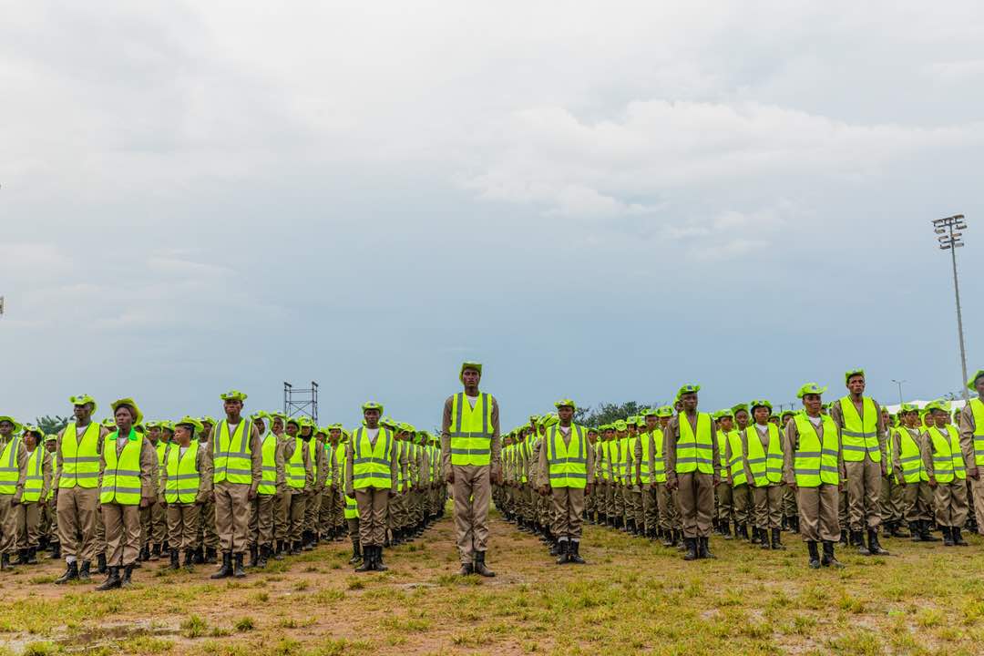 Osinbajo, Aregbesola Unveil 4th Batch Of OYES Cadets