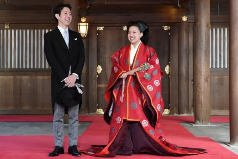 Japanese Princess Ayako Marries Commoner
