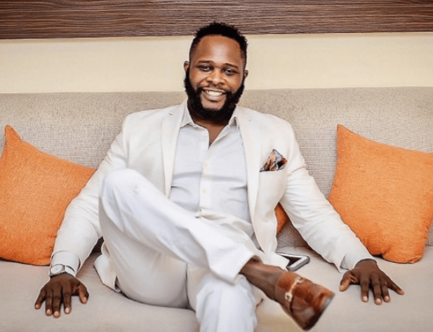 Famous Blogger Joro Olumofin Shares 20 Things Guys Shouldn’t Do On A First Date
