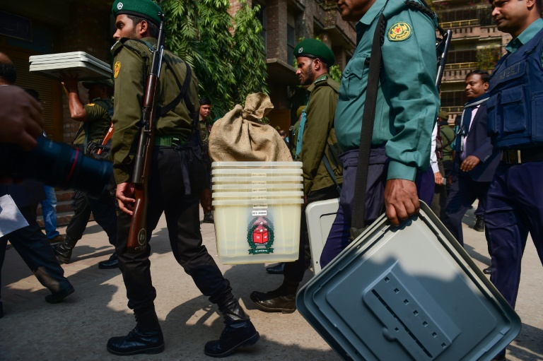 Voters cast vote under tight security in Bangladesh