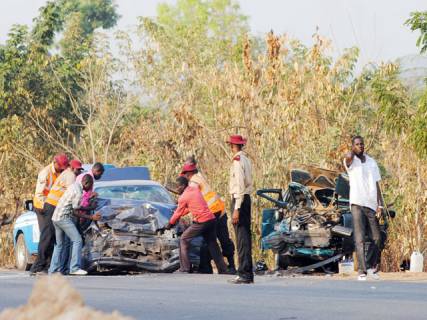 Three Escape Death In Osun Auto crash – FRSC