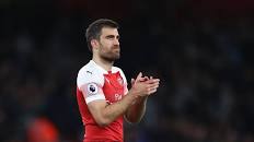 Sokratis Issues Top-Four Win Target