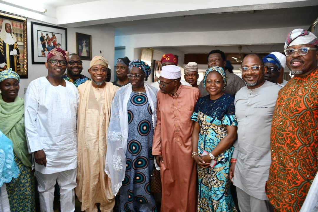 PHOTONEWS: Aregbesola Pays Condolence Visit To Late Fasinro’s Family