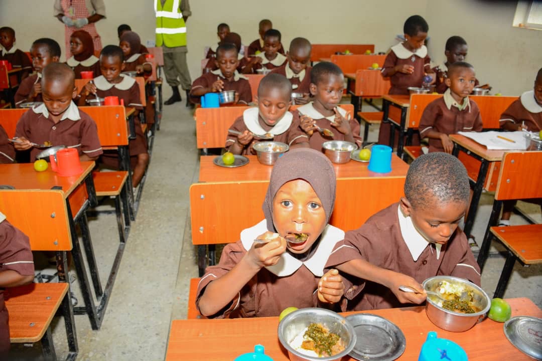 Osun Uses School Feeding To Fight Poverty