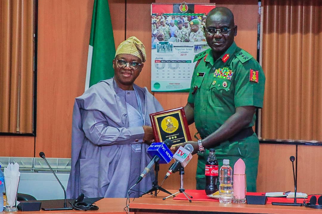 PHOTONEWS: Gov Oyetola Meets Chief Of Army Staff, IGP Over Osun Security