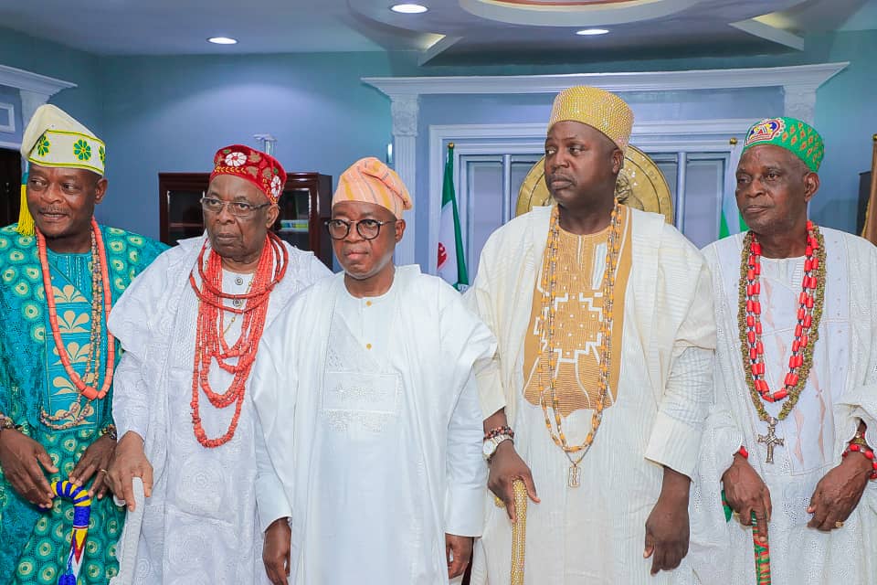 PHOTONEWS: Eminent Osun Traditional Rulers Pay Gov Oyetola Congratulatory Visit