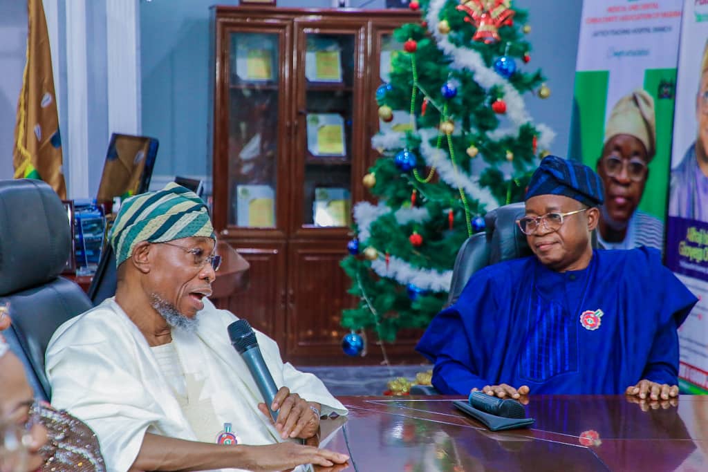 Osun: Aregbesola Lauds Oyetola, Commends Governor On Performance