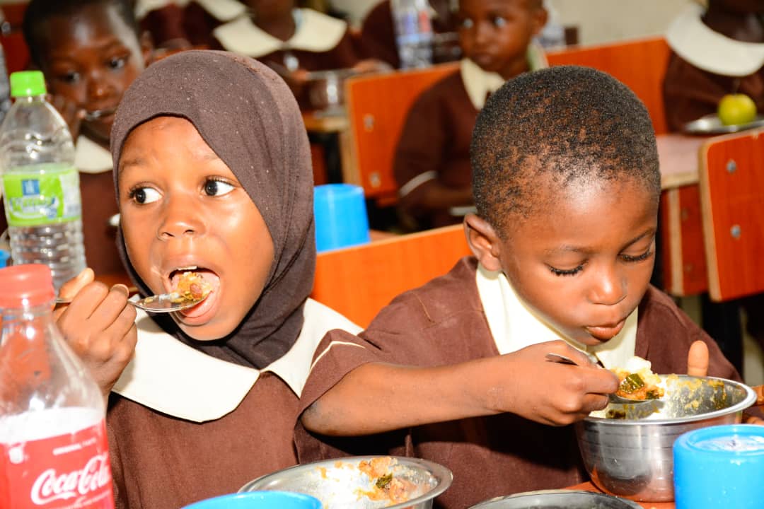 Osun Govt, APC Trade Words Over Food Poisoning In School