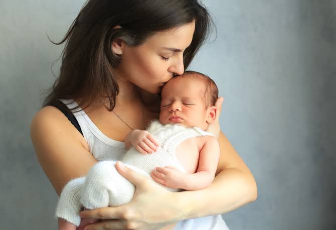 Kissing A Newborn May Lead To Meningitis – Expert