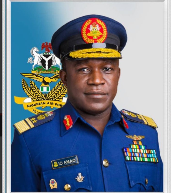 Oyetola Congratulates New Chief Of Air Staff, Oladayo Amao, Others