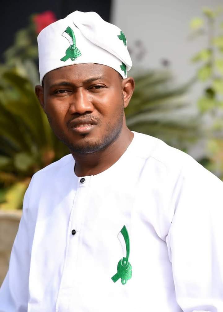 Thugs Attack Aregbesola’s PA, Owoeye’s Aide, Others In Osogbo