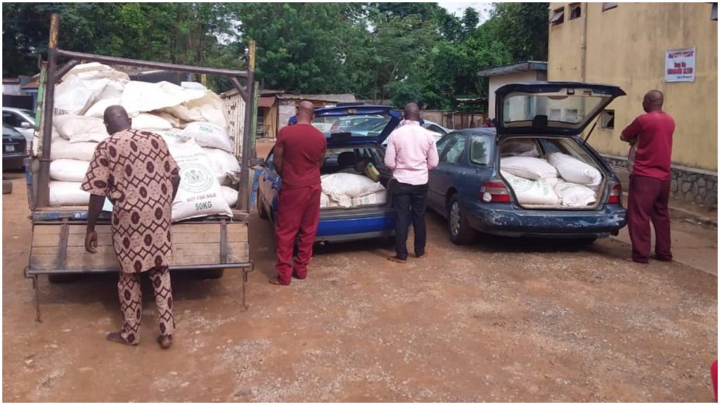 Civil Defence Nabs 3 Oyo government Officials, Driver For Allegedly Stealing COVID-19 Palliatives