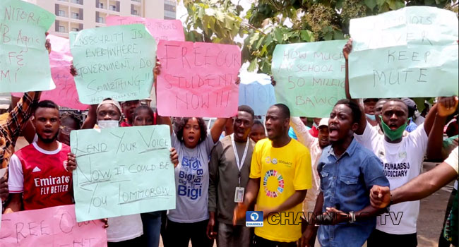 Insecurity: FUNAAB Students Protest Over Abduction Of Colleague
