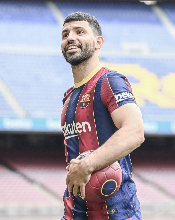 Aguero Finally Joins Barcelona