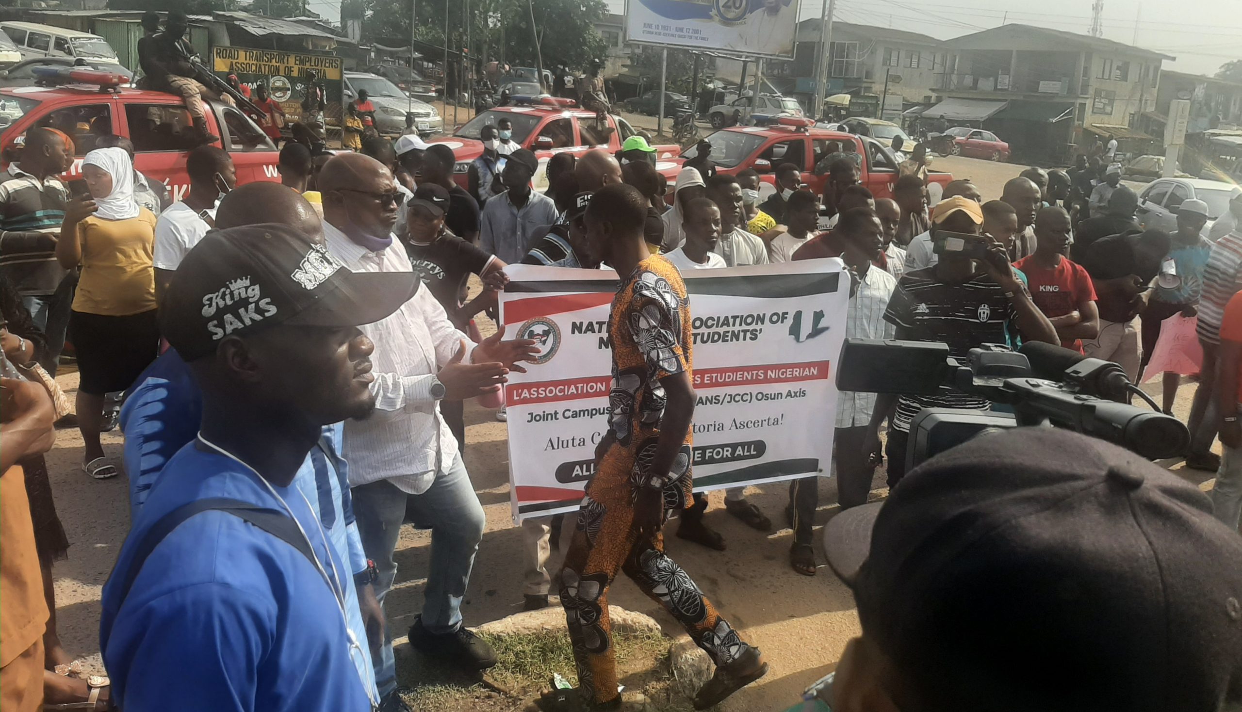 Democracy Day: Groups Stage Protest In Osogbo, Renew Call For Better Nigeria